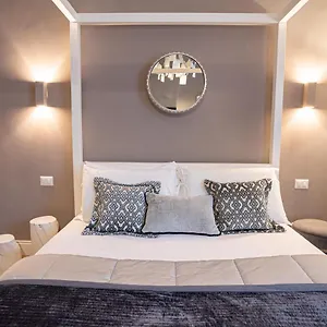 Cardilli Luxury Rom