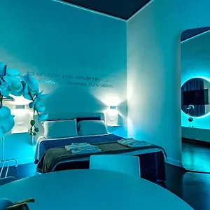 skyhouse-duomo.hotels-amalfi.com/